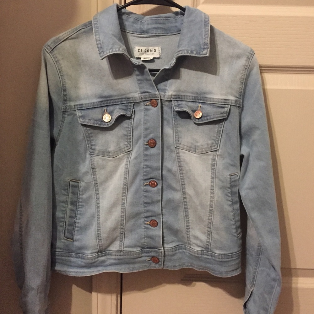 Light wash jean jacket